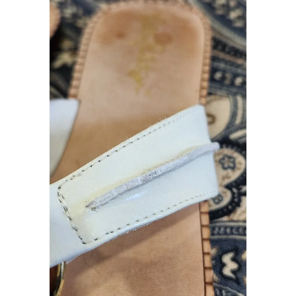 Lilly Pulitzer McKim Sandal Resort White Leather Thong Flat Gold Ring Size 6.5M